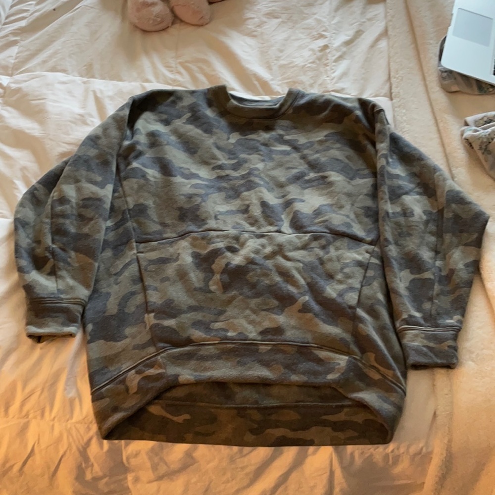 Express camo sweatshirt